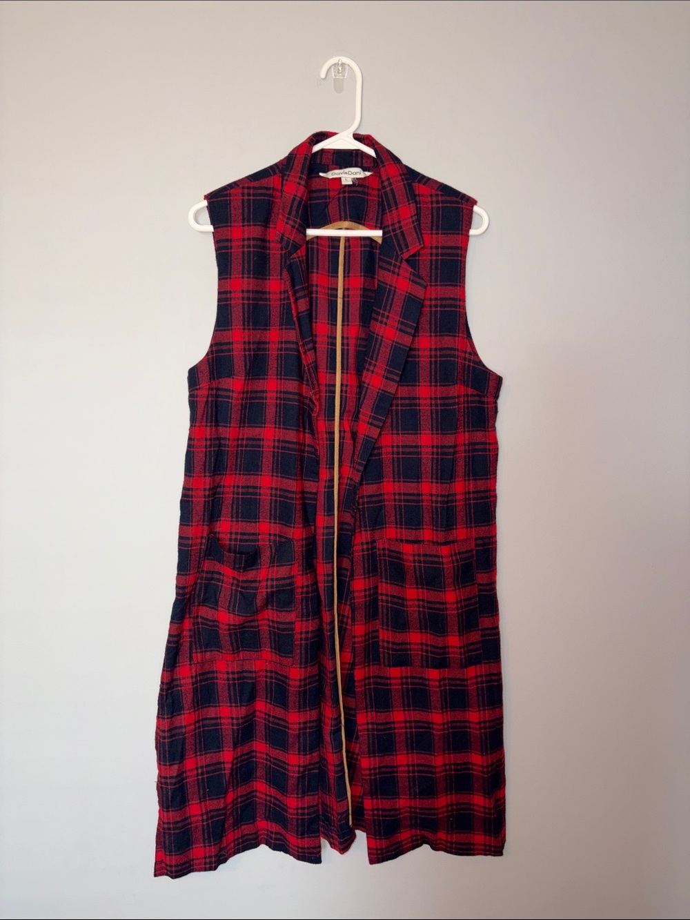 Davi & Dani Red and Navy Plaid Jacket Vest Large
